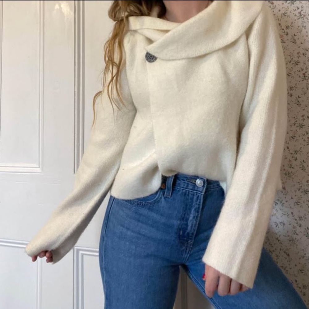 2 in 1 Cream Sweater/Cardigan